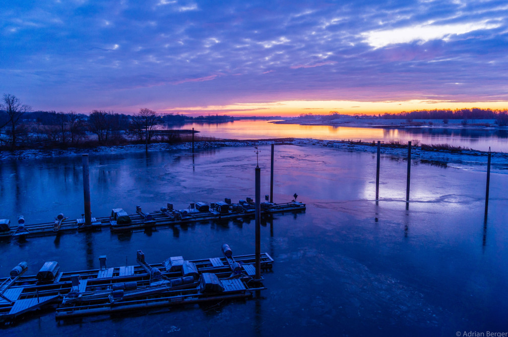 Foto der Woche Elbe Sonnenaufgang Eis